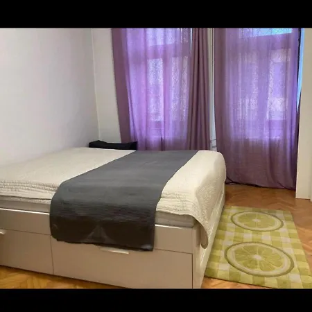 Utulny Byt Na Karpatskej Ulici V Kosiciach Apartment